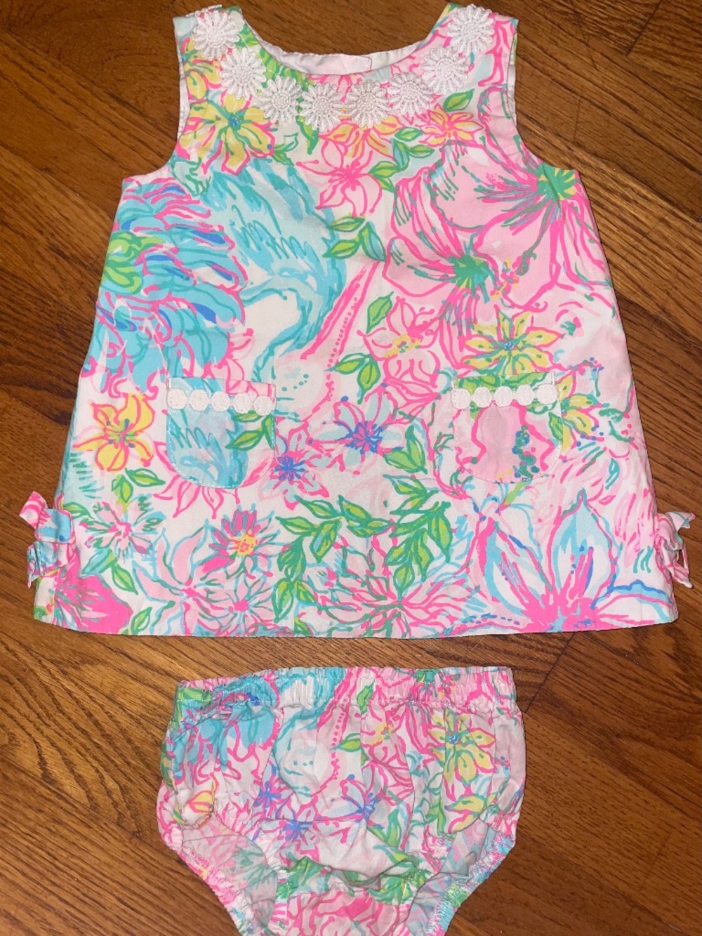 EUC Lilly Diaper Set
